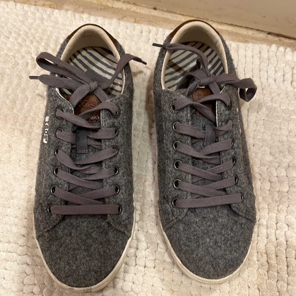Taos Gray Wool Star